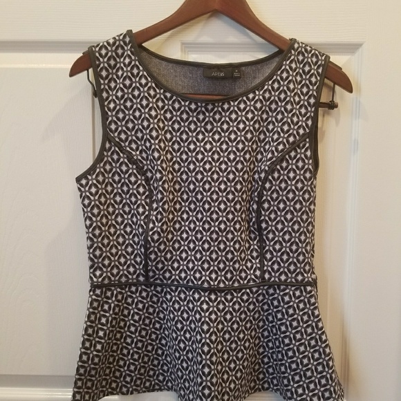 Apt 9 Peplum tank - Picture 1 of 3